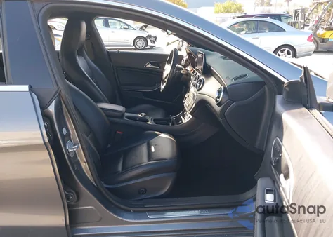 2015 Mercedes-Benz Cla 250 z USA, uszkodzony, nr VIN WDDSJ4EBXFN230718